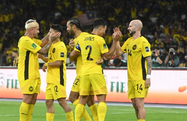 truyen-thong-malaysia-bong-da-viet-nam-den-thoi-ky-tut-hau-roi