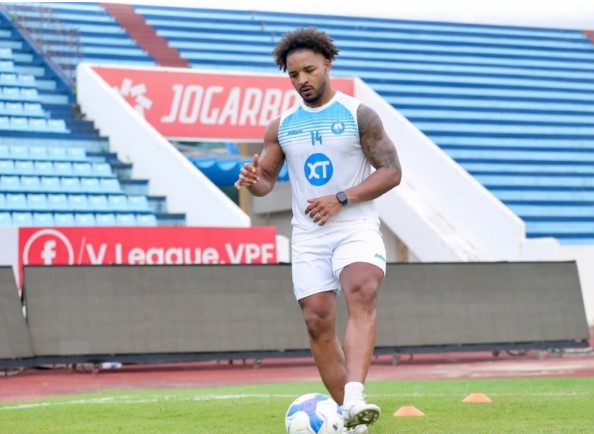 xuan-son-bao-tin-vui-dt-viet-nam-co-hoi-don-sieu-sao-nhap-tich-tai-dau-malaysia