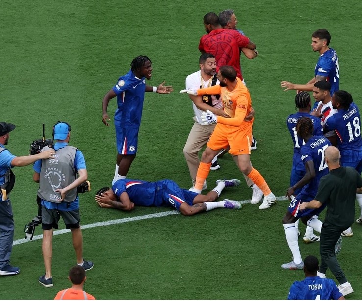 hlv-psg-co-hanh-dong-dang-xau-ho-sau-tran-thua-cay-dang-chelsea