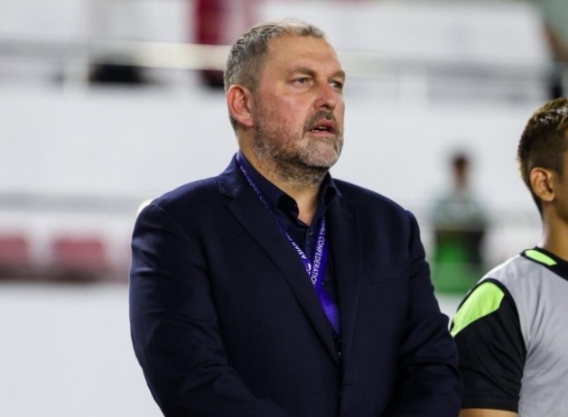 fam-len-tieng-truoc-tin-don-hlv-truong-xin-roi-ghe-sau-vu-be-boi-nhap-tich