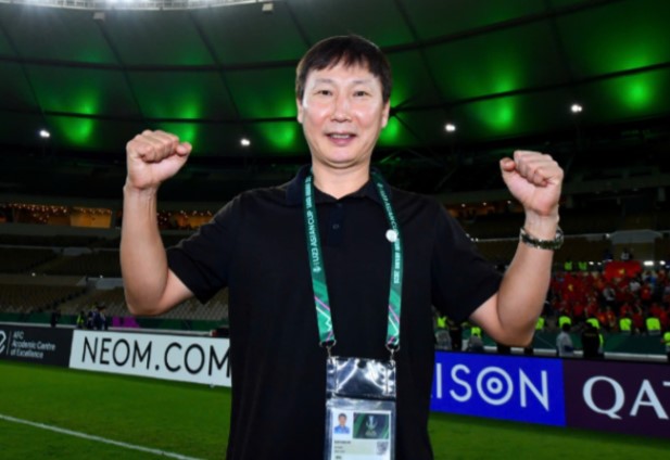 chuyen-gia-ong-park-da-gieo-hat-va-gio-hlv-kim-dang-tao-nen-mot-rung-cay