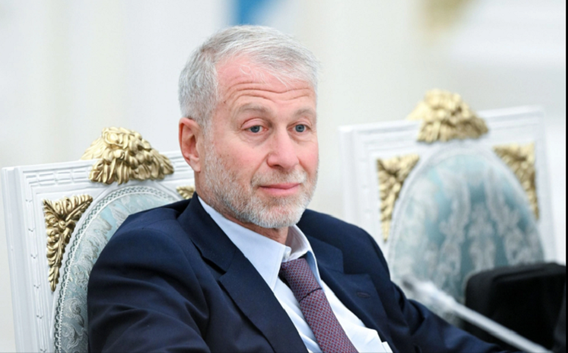 chinh-phu-anh-canh-bao-kien-abramovich-vi-khoan-tien-ban-chelsea-chua-giai-ngan